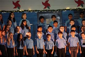 Junior Chorus 12.23 4.jpg